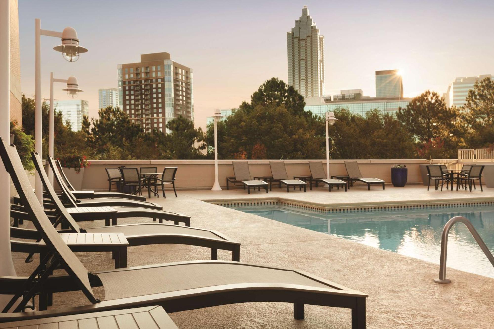 Embassy Suites By Hilton Atlanta At Centennial Olympic Park Exterior foto